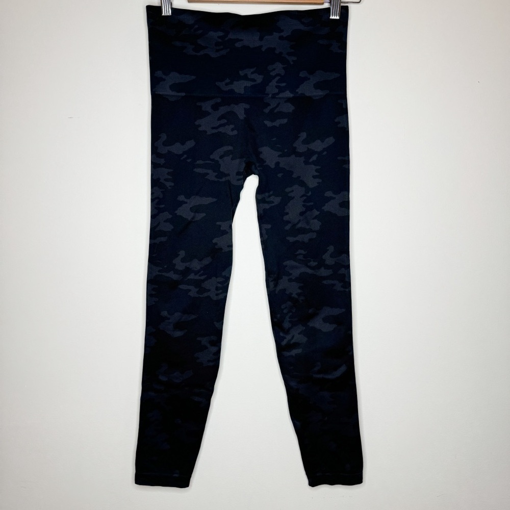 Spanx Blue Camo Leggings Size L